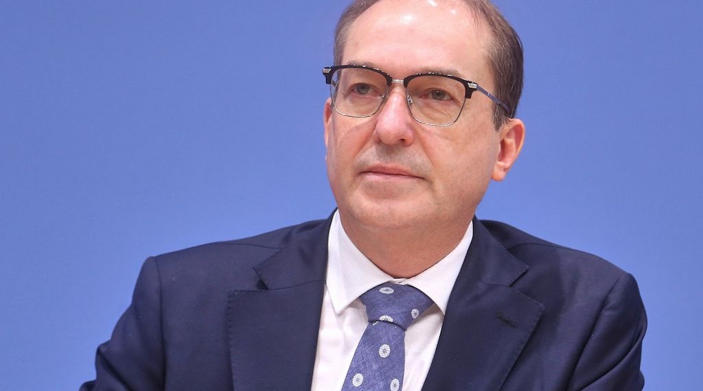 DPolG kritisiert Dobrindts Asylplan als "höchst unseriös"