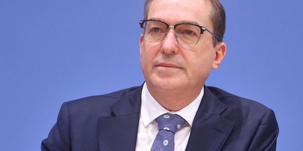 DPolG kritisiert Dobrindts Asylplan als "höchst unseriös"