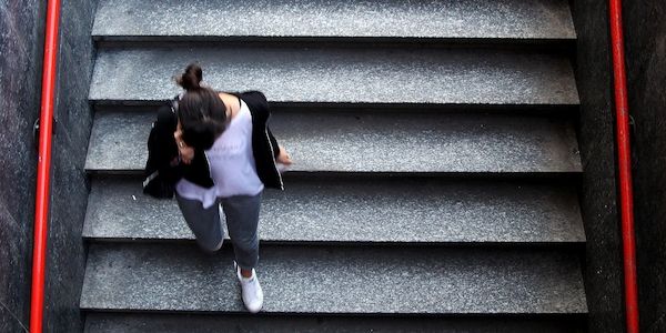 Deutsche Telekom baut KI-Assistenten in Telefonate ein