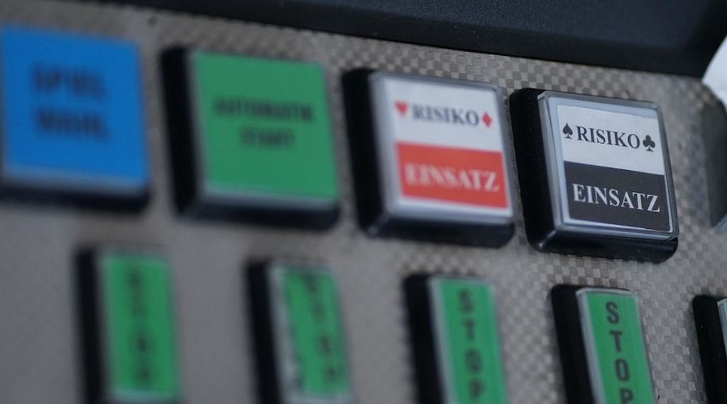 Polizei Bremen vernichtet 85 illegale Spielautomaten