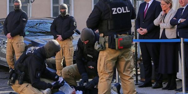 Regierung richtet Kampf gegen organisierte Kriminalität neu aus