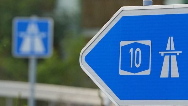Sperrung auf der A12 und der A10 wegen Bauarbeiten