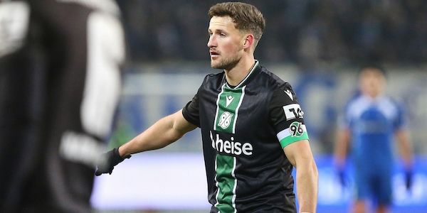 2. Bundesliga: Hannover 96 siegt knapp gegen Arminia Bielefeld