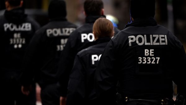Berliner Polizei mobilisiert mehr Beamte wegen Iran