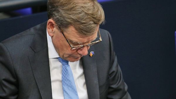 Wadephul: Keine militärische Evakuierung aus Emiraten möglich