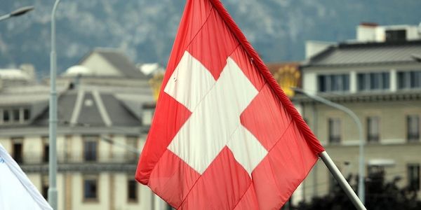 EU und Schweiz unterzeichnen Abkommen zur engeren Kooperation