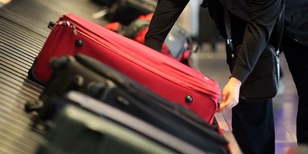 Bundesregierung prüft Ausreisehilfe für Deutsche im Nahen Osten