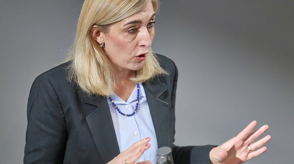 Warken kündigt umfassende Reformen im Gesundheitswesen an