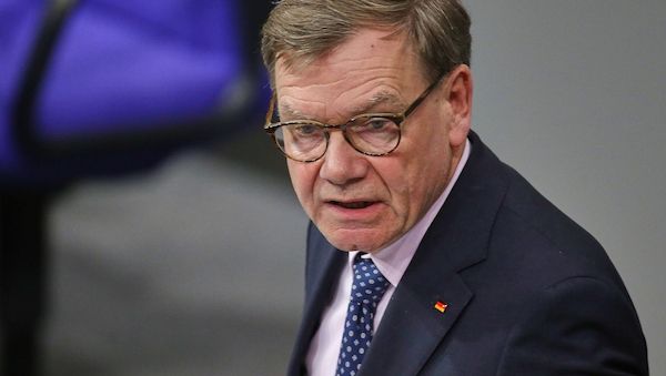 Regierung in der Kritik wegen Evakuierungsplänen im Nahen Osten