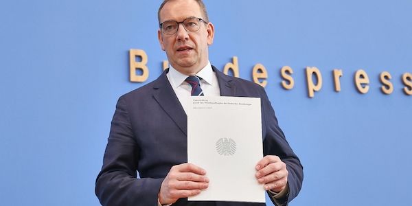 Wehrbeauftragter fordert mehr Werbung für Litauen-Brigade