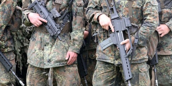 Wehrbeauftragter drängt auf Bürokratieabbau für die Truppe