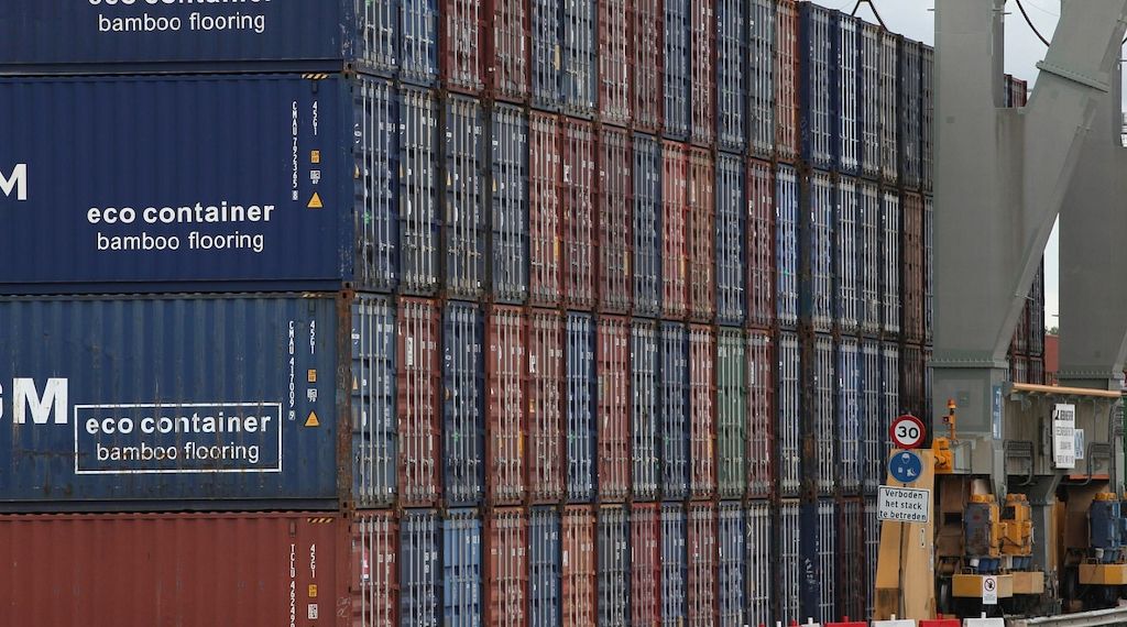 Studie: Hormus-Blockade trifft EU-Importe direkt und indirekt