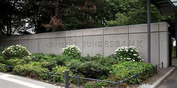 Bundesbank weist erneut Bilanzverlust aus - Jahresfehlbetrag sinkt