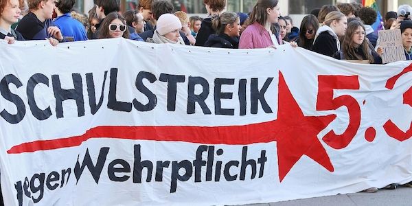 BSW Brandenburg dankt Schülern für Proteste gegen Wehrpflicht
