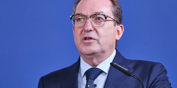 Dobrindt erwartet "in naher Zukunft" Besuch von Syriens Machthaber