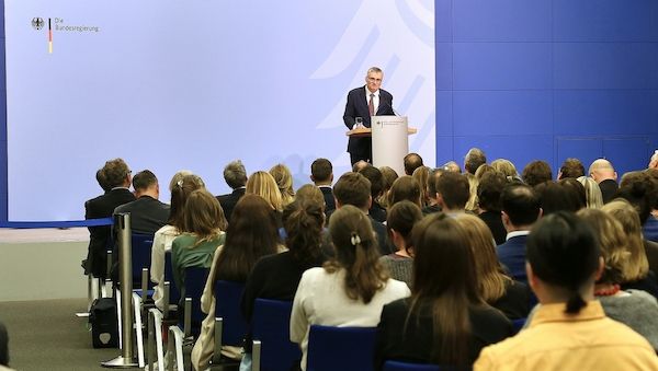 Regierungssprecher will Bundespresseamt komplett umbauen