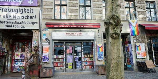 Klage gegen Kulturstaatsminister Weimer: Buchläden von Preisliste gestrichen