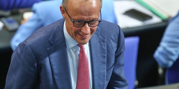 Infratest: Union setzt sich in Sonntagsfrage von AfD ab