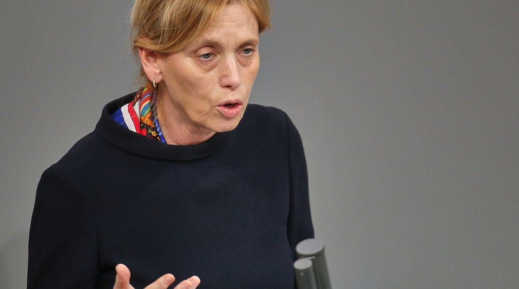 Prien zeigt Sympathie für Frauenstreik