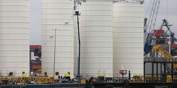 Linke will strategische Ölreserve gegen zu hohe Spritpreise nutzen