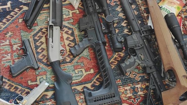 Zoll stellt bei Razzia in München Vermögenswerte von 2,5 Millionen Euro sicher