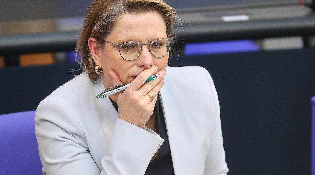 Hubig sieht Politiker-Beleidigungs-Paragrafen kritisch