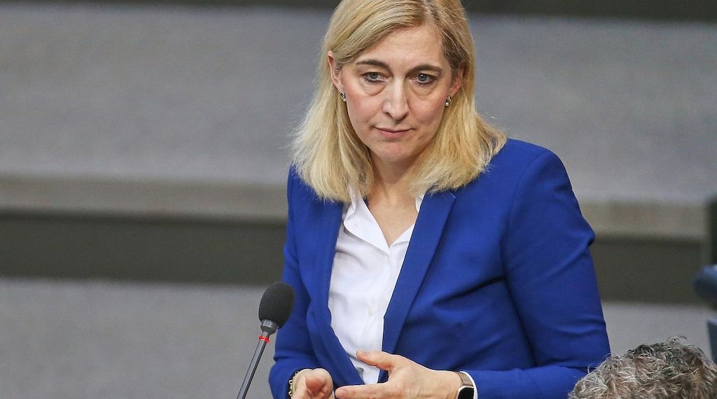 Warken freut sich über EU-Einigung zum Pharmapaket