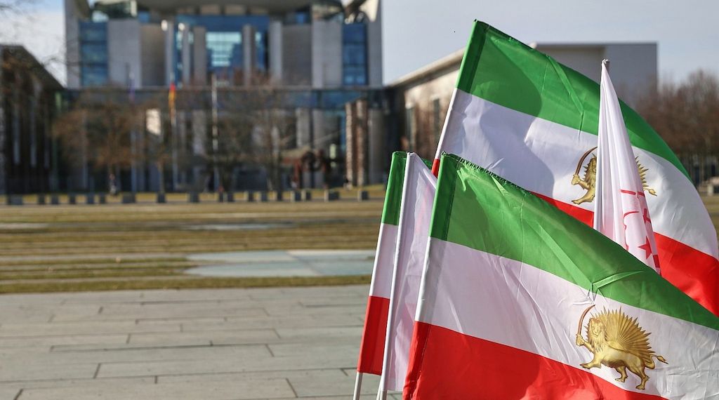 Iran-Krieg: Reichinnek fordert sichere Fluchtwege nach Europa