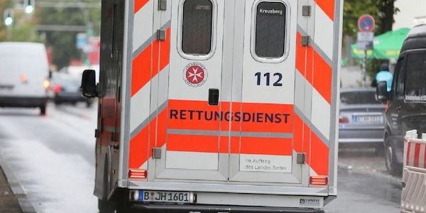 Radfahrer nach Sturz in Berlin-Marzahn verstorben