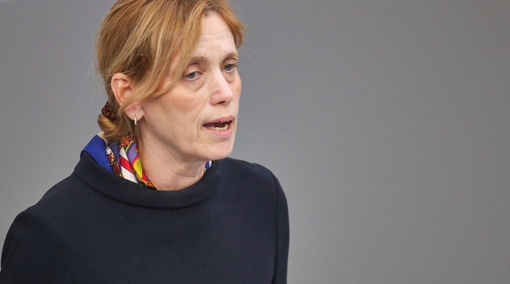 Prien warnt vor Diskriminierung durch KI