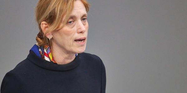 Prien warnt vor Diskriminierung durch KI