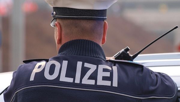 Mann nach Bedrohung mit Schreckschusswaffe in Prenzlauer Berg festgenommen