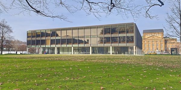 Polizeieinsätze zu Landtagswahl und Demonstrationen in Stuttgart verliefen weitgehend ruhig