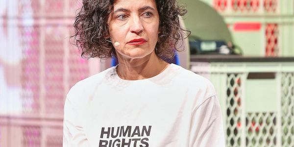 Hate-Aid-Leiterin fordert Standhaftigkeit bei Social-Media-Regeln