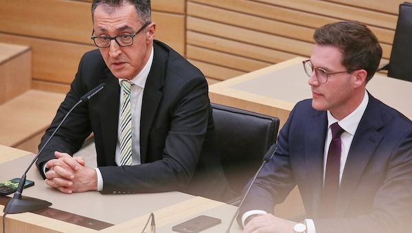 Stuttgarts OB für Machtteilung von Özdemir und Hagel