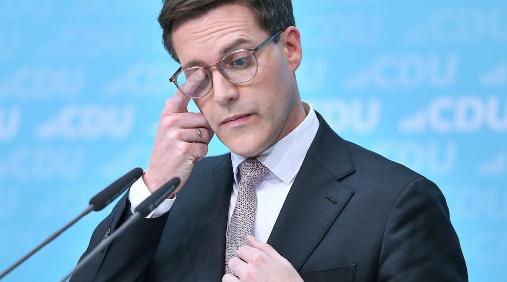 Hagel bietet nach Wahlniederlage Rücktritt an - Vorstand lehnt ab