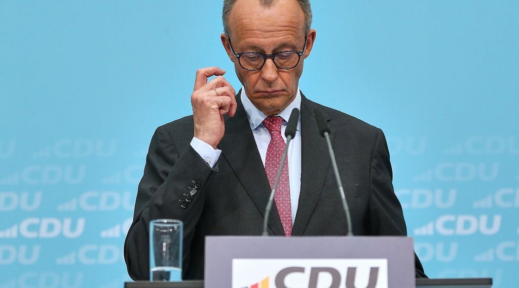 Regierung rechnet mit Wachstumsdämpfer - Reformpaket auf der Kippe