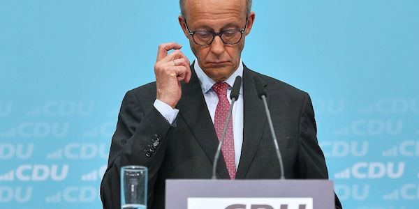 Regierung rechnet mit Wachstumsdämpfer - Reformpaket auf der Kippe