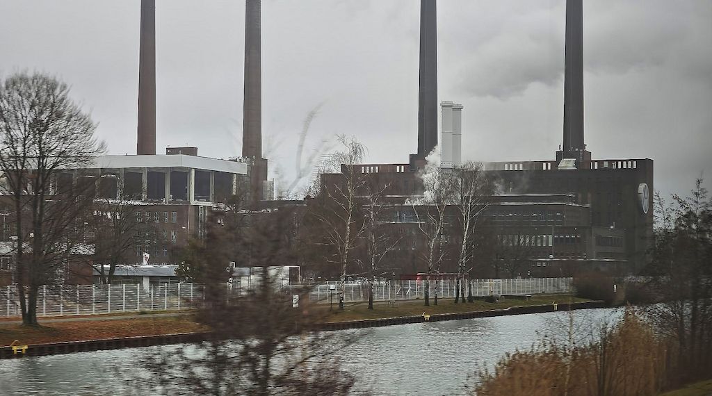 VW-Gewinn halbiert sich 2025