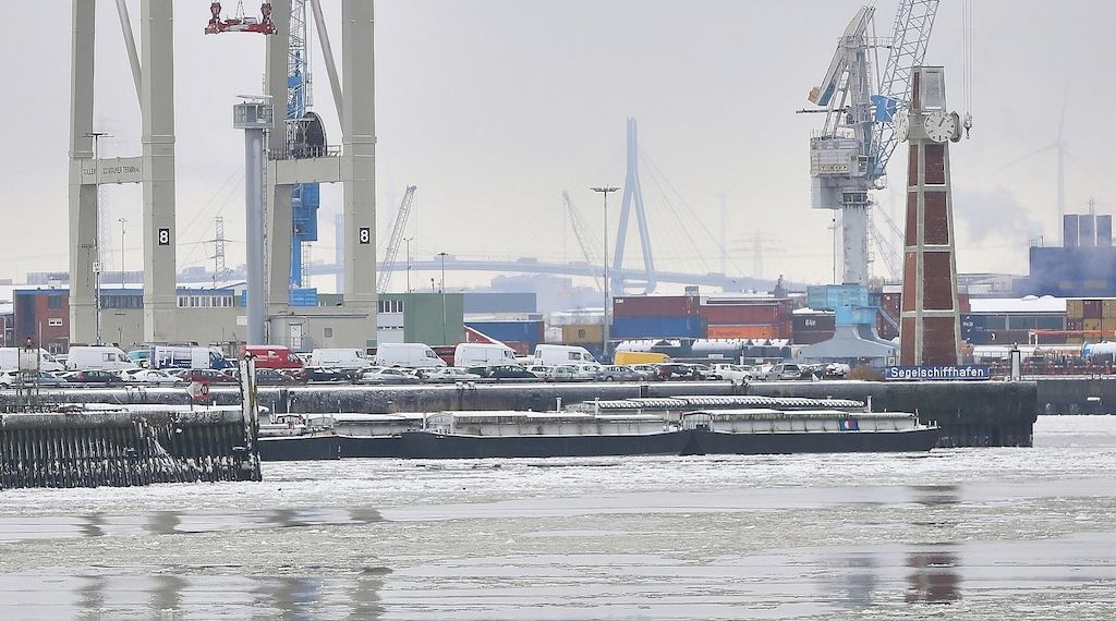 Güterumschlag in deutschen Seehäfen legt 2025 zu
