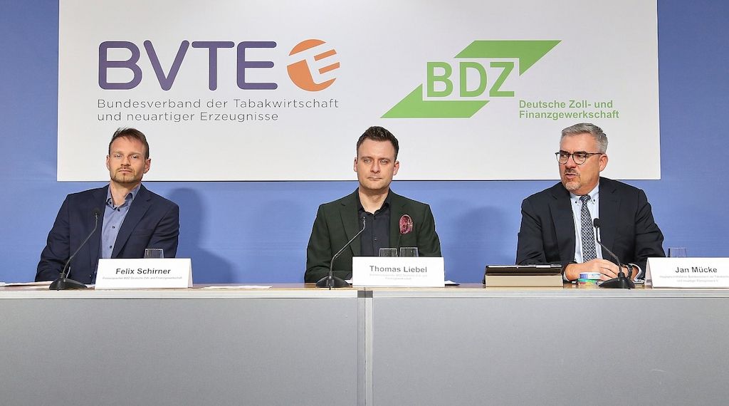 Zoll und Tabakbranche warnen vor wachsendem Schwarzmarkt