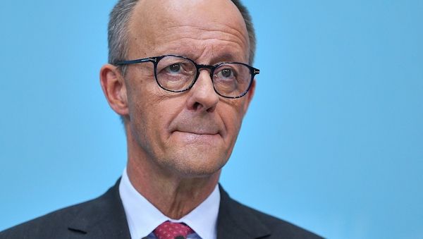 Forsa: Union bleibt vor AfD - Mehrheit mit Merz unzufrieden