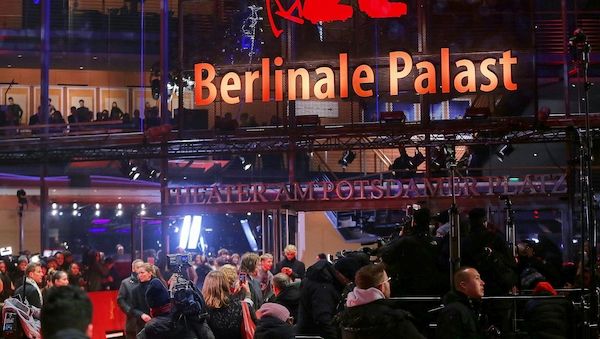 Sandra Hüller warnt vor Zensur der Berlinale
