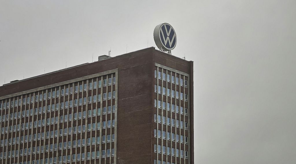 Linke fordert VW-Vorstand zur Weitergabe von Boni an Belegschaft auf