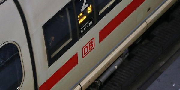 Strecke Hamburg-Berlin wird in zwei Stufen in Betrieb genommen