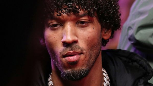 Lacazette und Jazeek an Spitze der Single-Charts