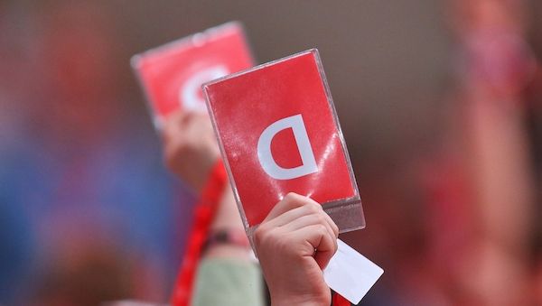 Auch SPD stimmt Koalition mit CDU in Brandenburg zu