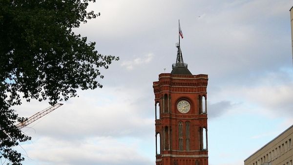 Berlin schreibt Kofinanzierungsfonds für Kunstprojekte aus