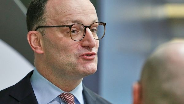 Spahn: Chatgruppe mit AfD im EU-Parlament "muss Konsequenzen haben"