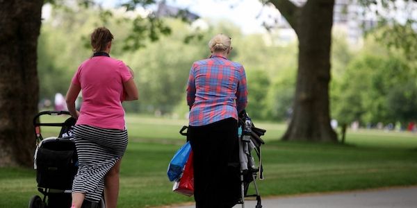 Anteil von Mehrlingsgeburten sinkt auf niedrigsten Stand seit 1997